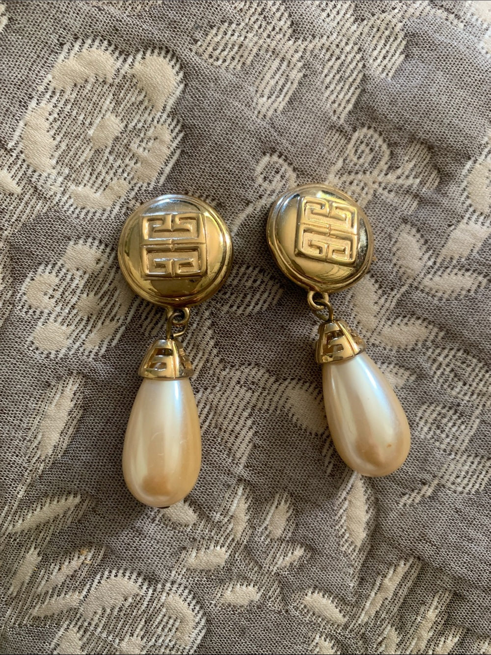 Rare Vintage Givenchy Gold-Tone Pearl clip on Drop Earrings